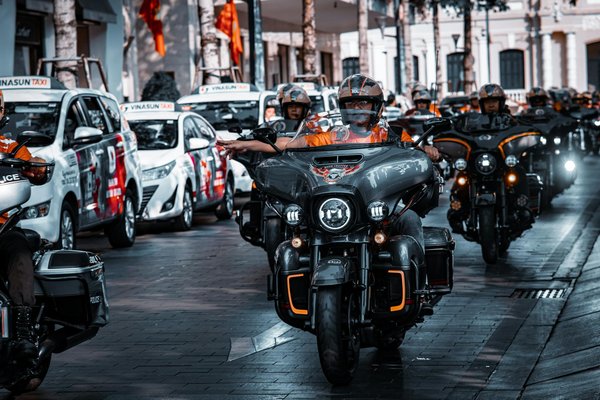 Conseils de sécurité indispensables pour tous les motards